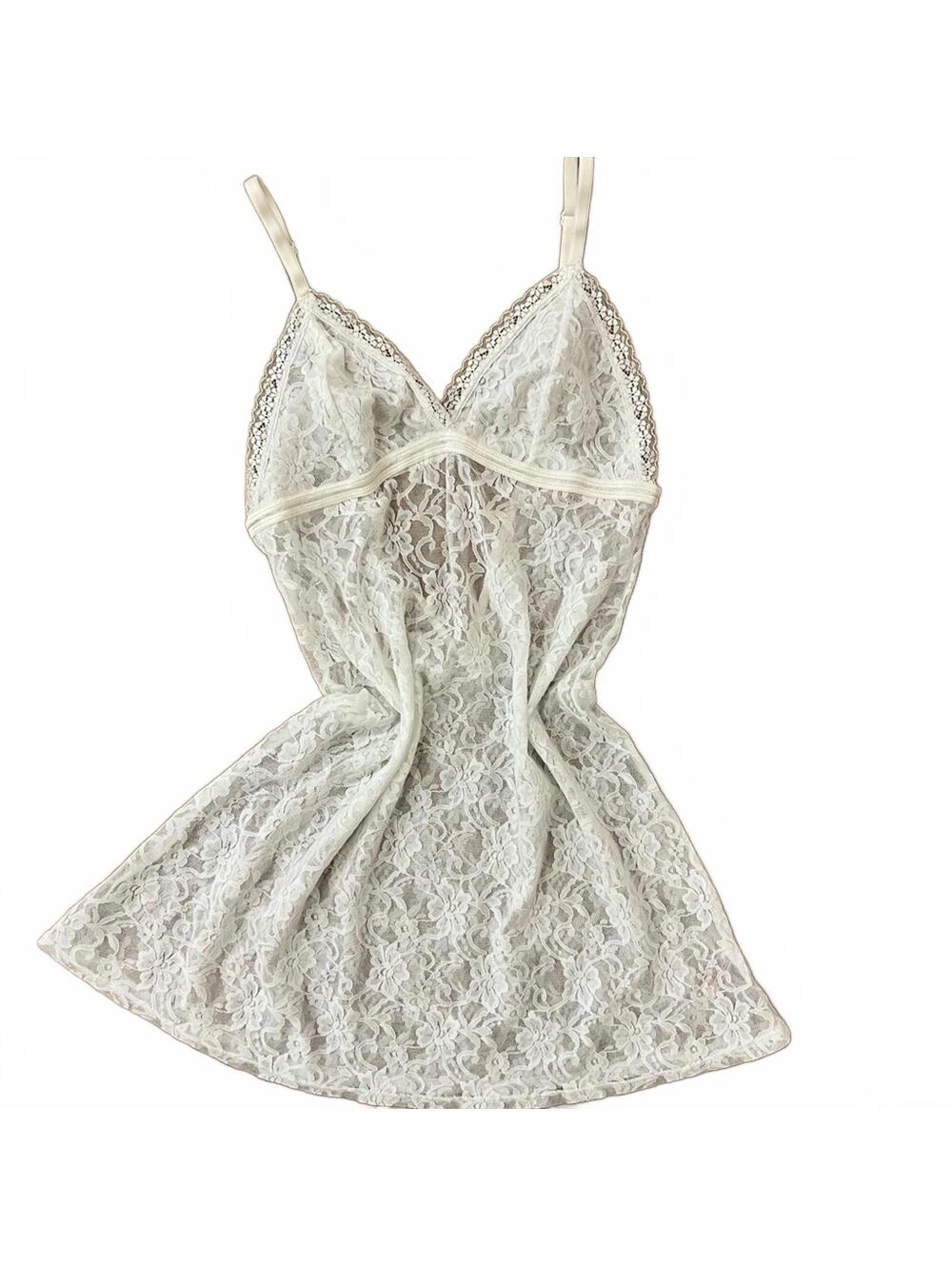 La vie en rose White Lace slip dress low back